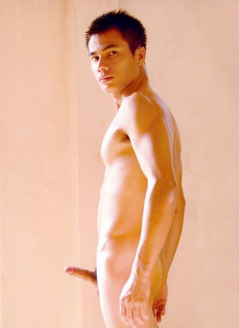 Beautiful naked Chinese women