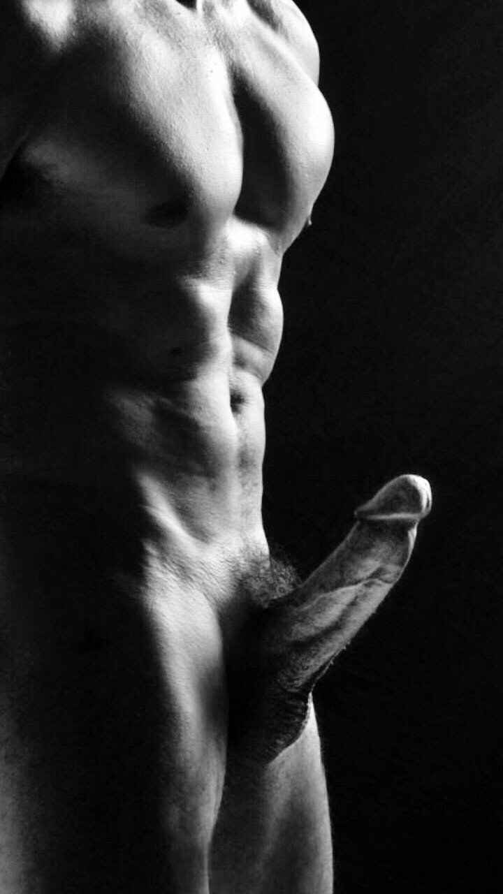 Beautiful pumped naked guys