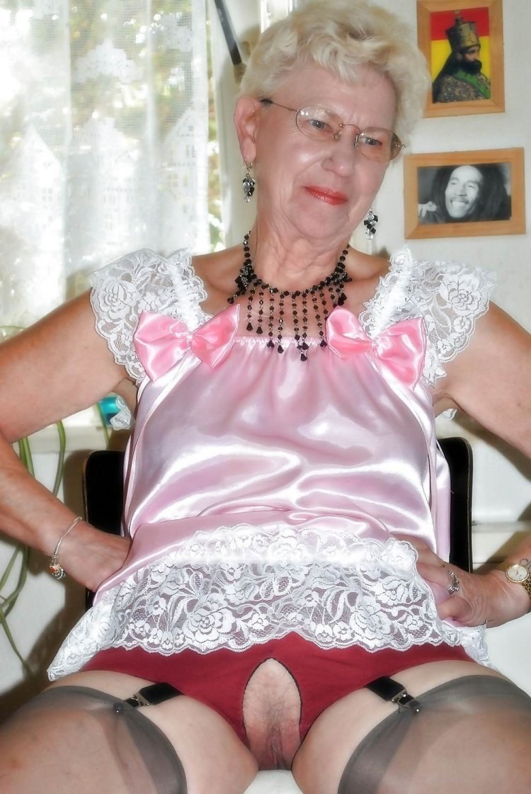 Grandmothers in erotic linen