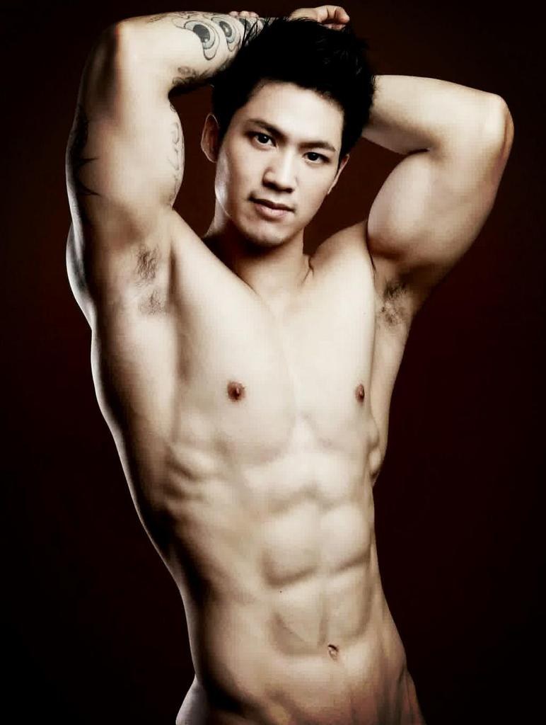 Naked Korean men