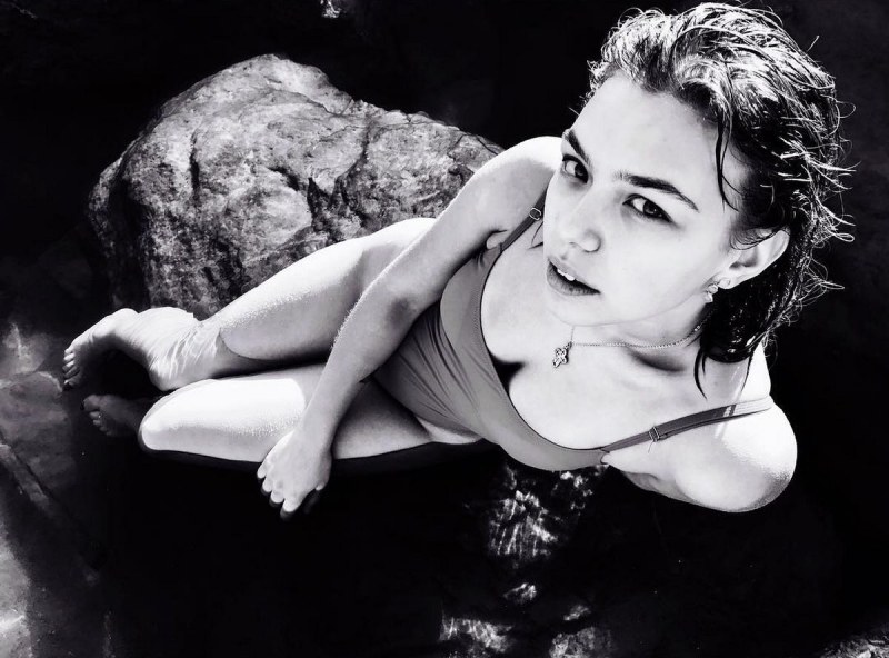 Taisiya Vilkova undressed in the film