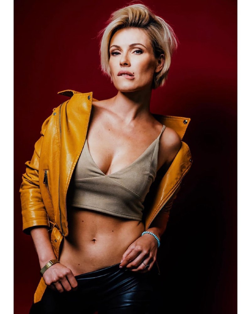 Victoria Isakova Zhuki