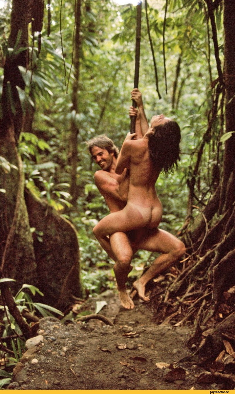 Erotic photo shoot in the jungle