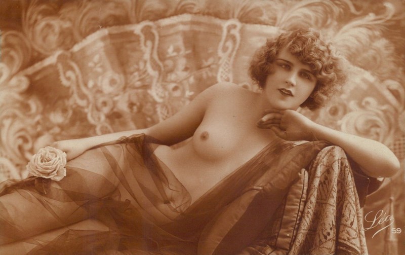 Naked women in stockings retro