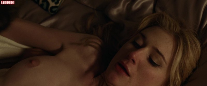 Elizabeth morons bed scenes