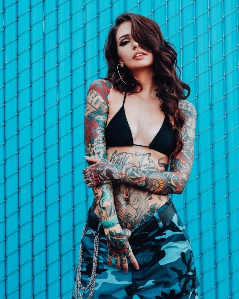 Hot Tattoo Girls Anastasia Ivashevskaya