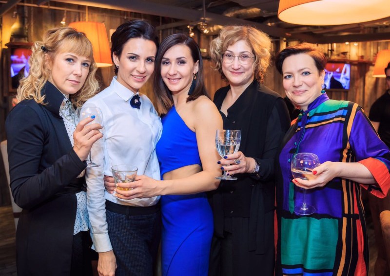 Irina Turchinskaya legs