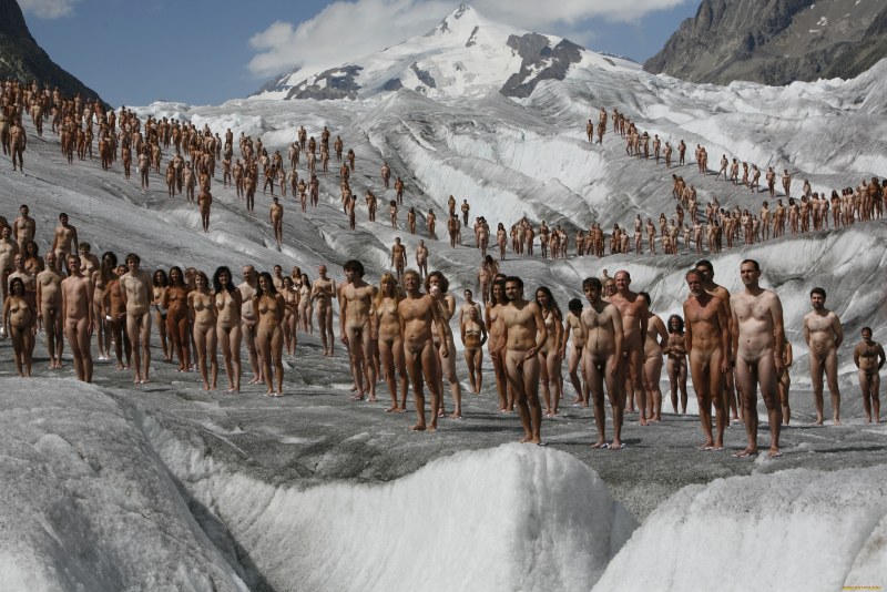 Spencer Tunick Dead Sea