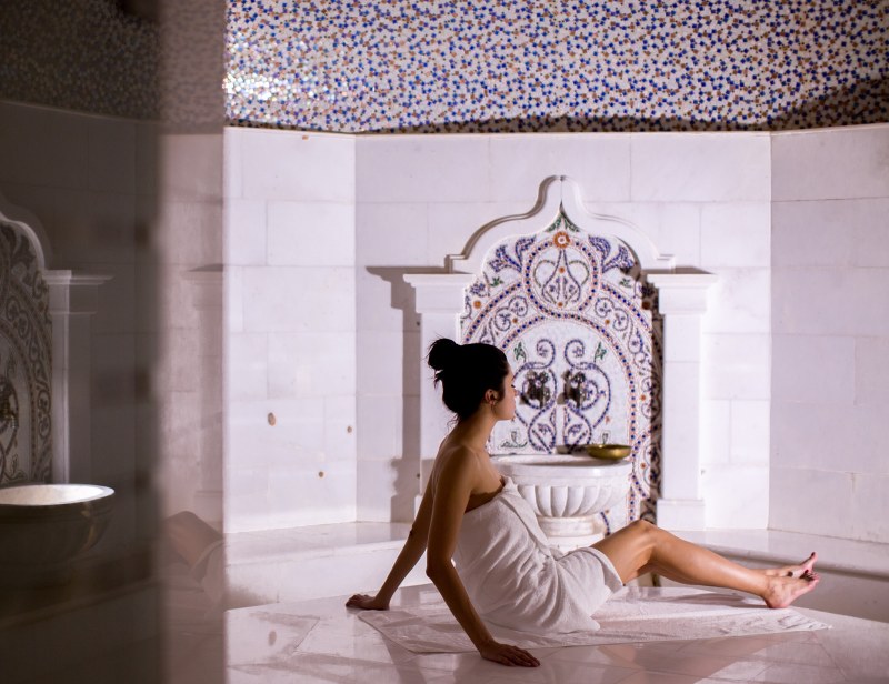 Hamam: Turkish bath (1997)