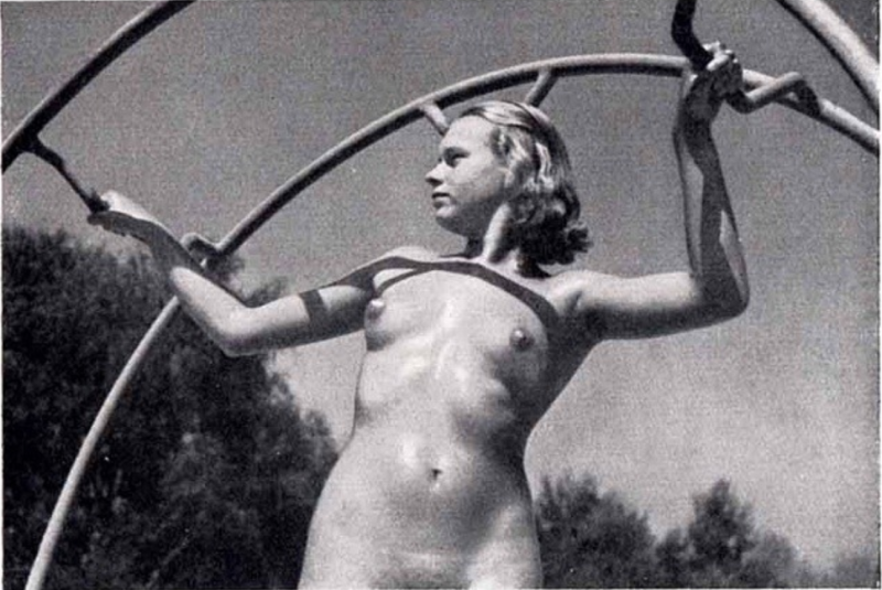 Naked women of the Third Reich