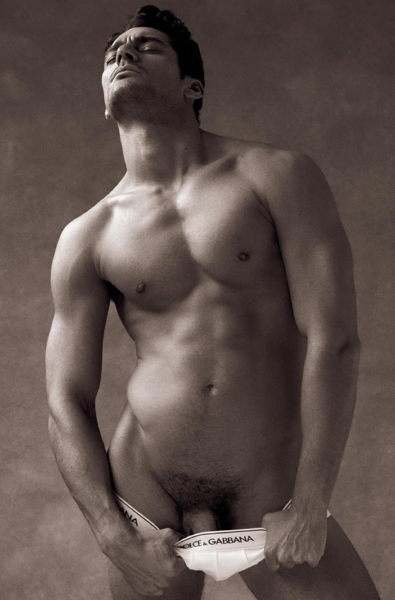 The most beautiful naked guys