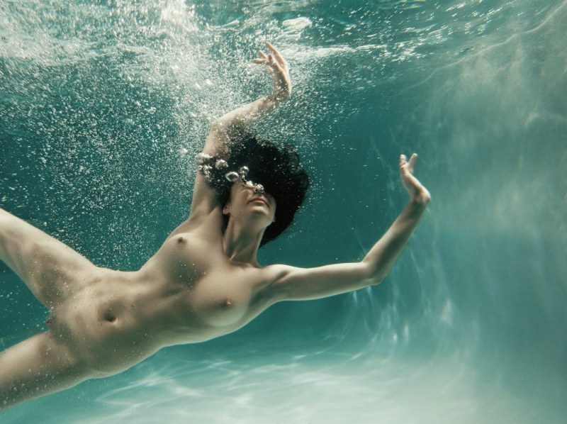 Dive -haired man Natalya Avseenko