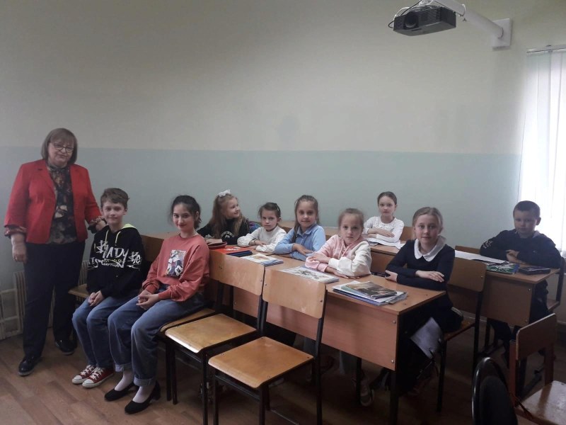 Naked elderly women pierced