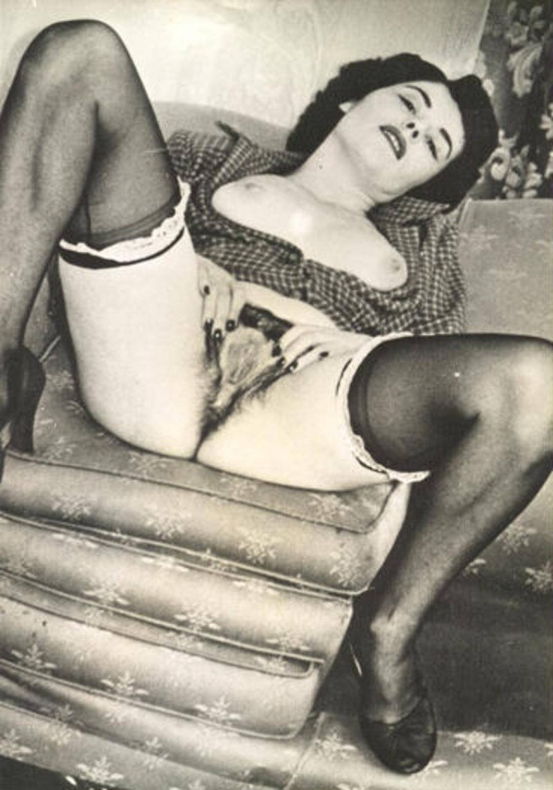 Elderly without panties retro p