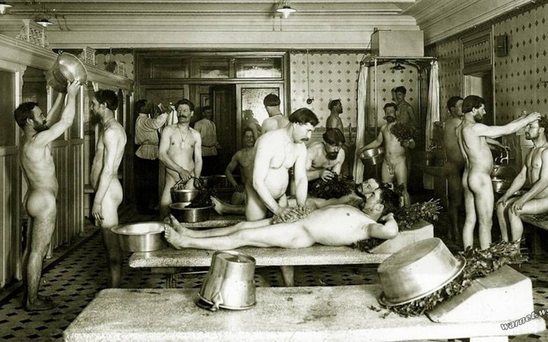 Naked women in the Soviet bathhouse