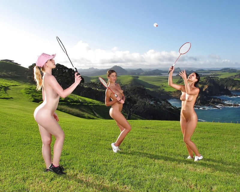 Demonstration of naked body