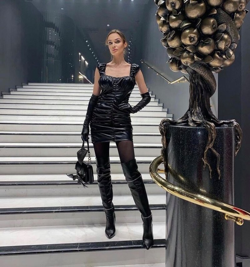 Alena Vodonaeva 2006