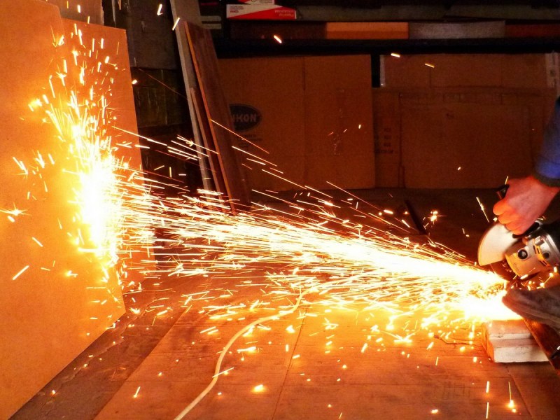 Metal cleaning from rust