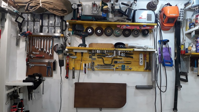 Cutting the metal of the spark