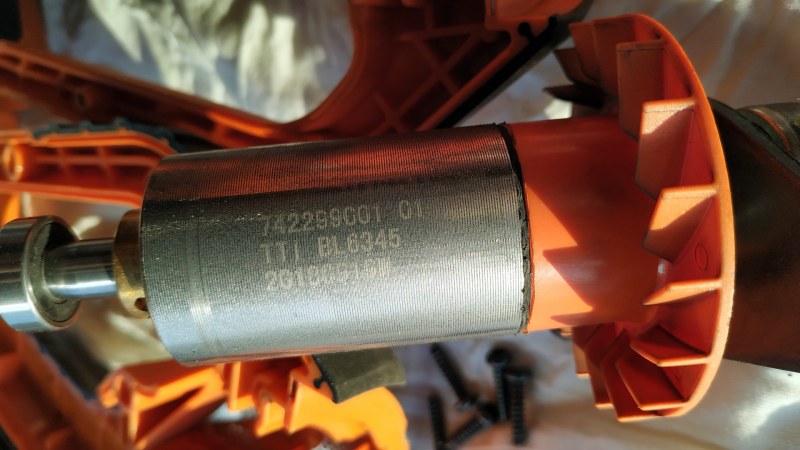 Locking metal processing