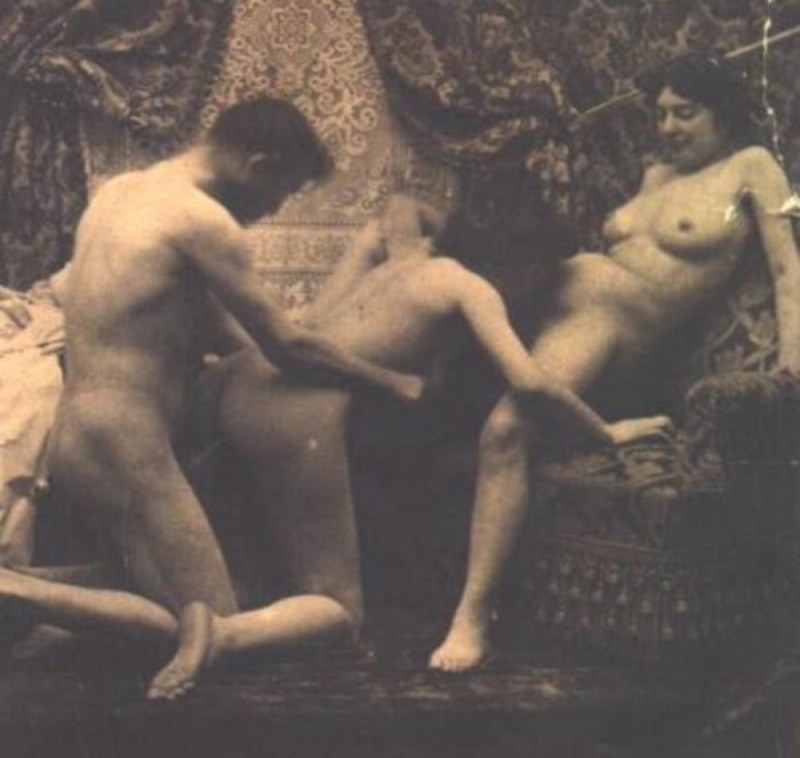 The first erotic pictures