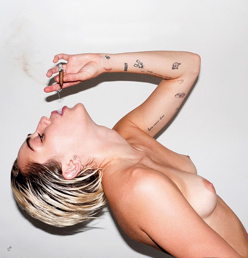 Miley Cyrus Naked Propes