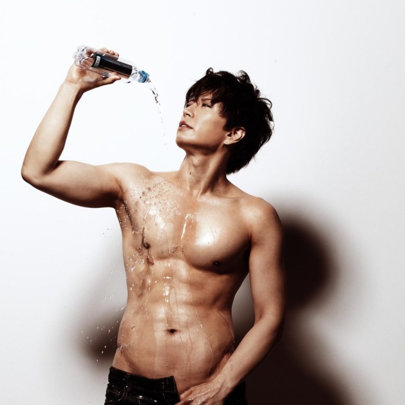 Ji dream actor torso