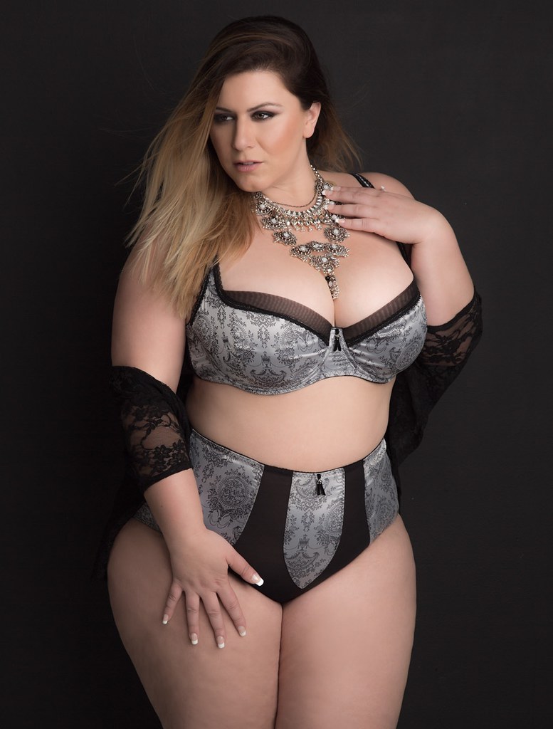 Body Dora, Softline Plus Size