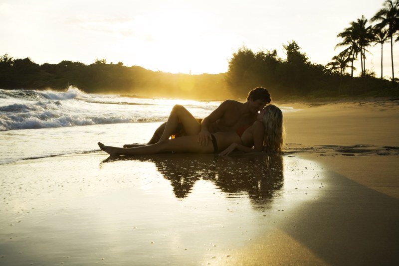 Erotic pictures on the beach