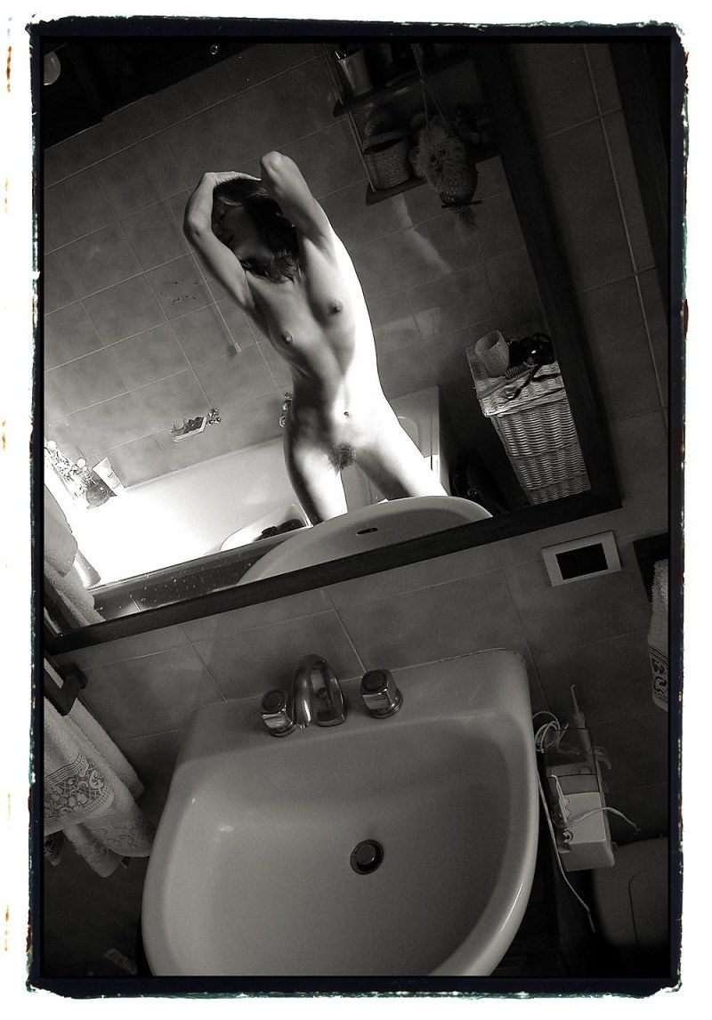 Naked celebrities hidden camera