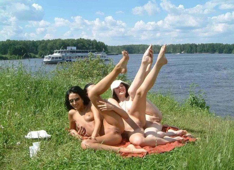 Girl naked on a sunbed