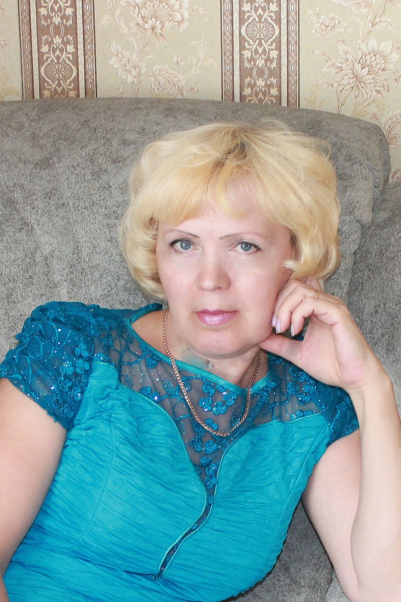 Lyudmila 58 years old