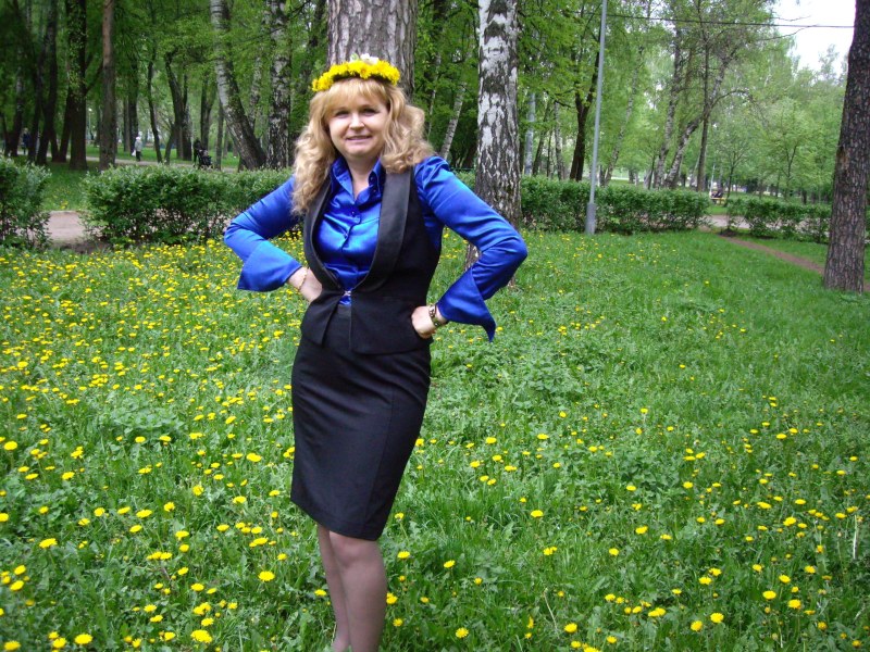 Woman at 40 years old berry