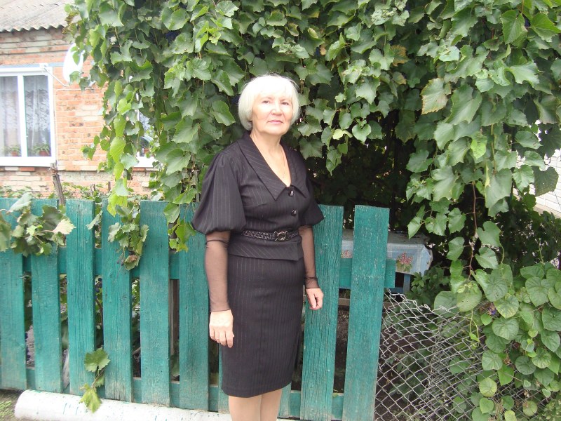 Lyudmila Hizhnyak 66 years old