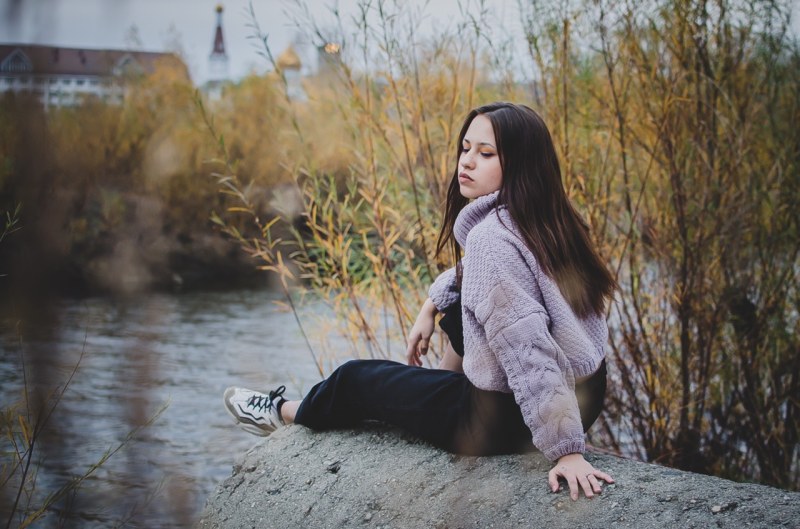 Naked beauty in Pareo