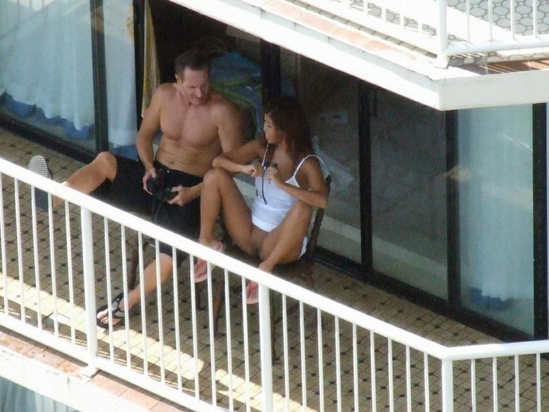 Amateur nude on the balcony