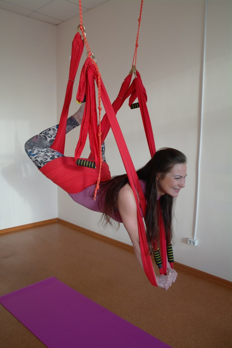 Explification of the spine of Aeroyoga