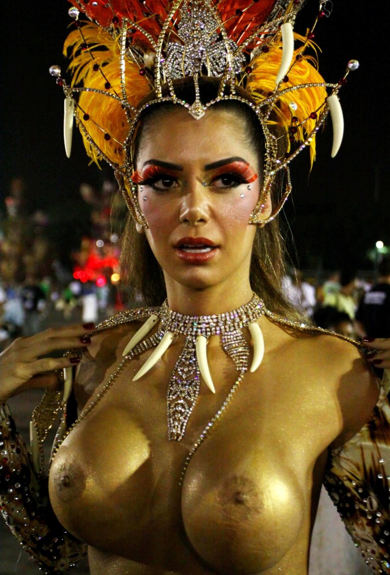 Viviana Castro Carnival