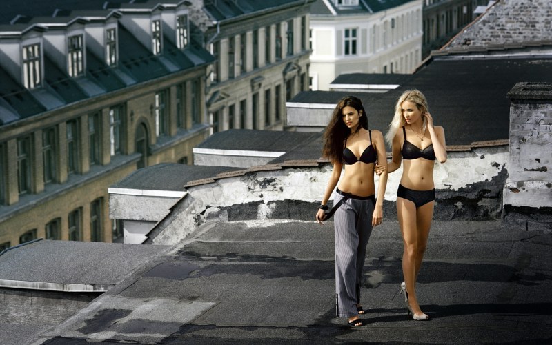 (Lindsey Olsen) and Angie Koks (Angie Koks)