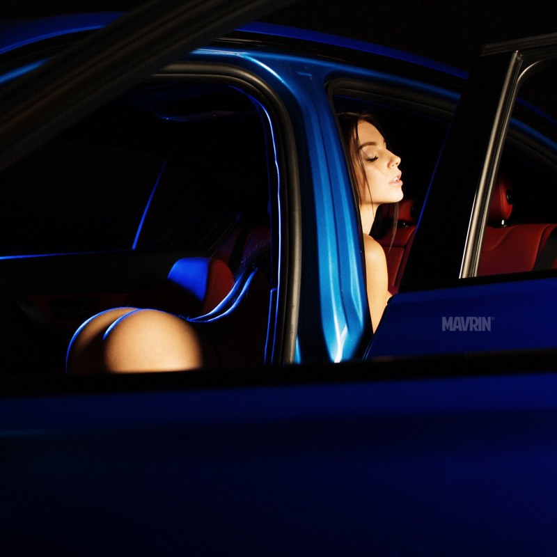 The color of the car Mavrin