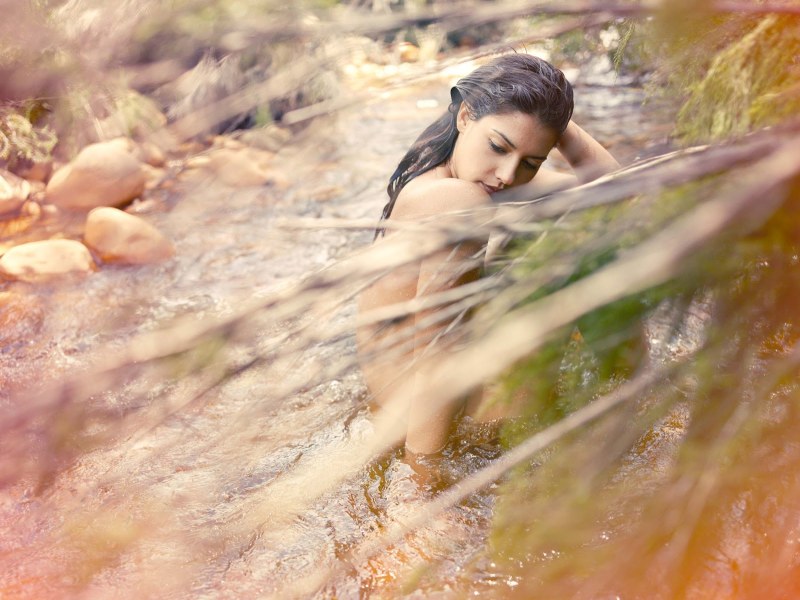 Alexandra Stan breasts