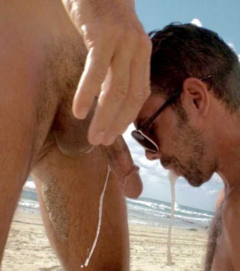 Young guys fuck on the beach