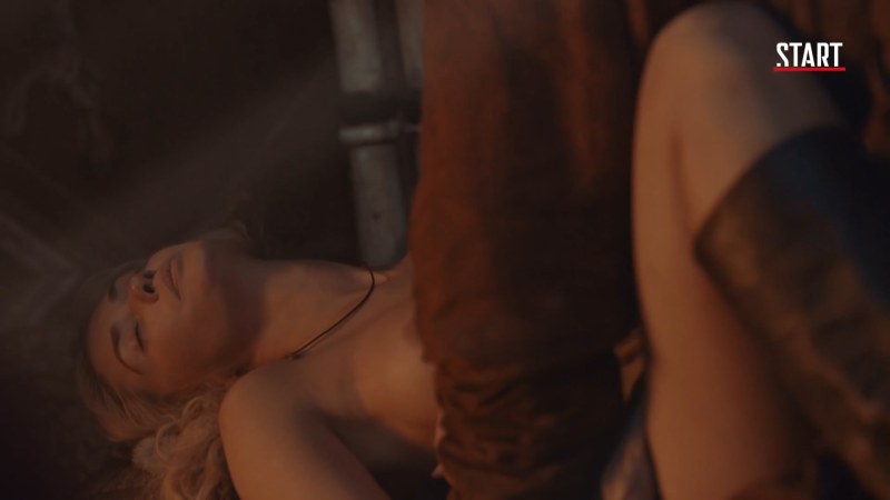 Agatha Mutsenitsa boobs