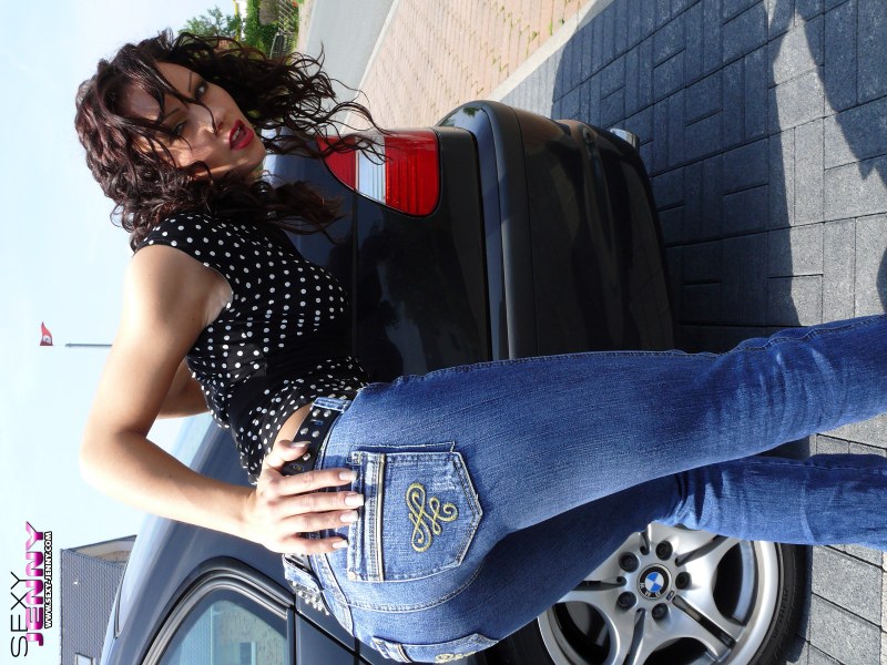 Margot Russo Jeans Masturbation