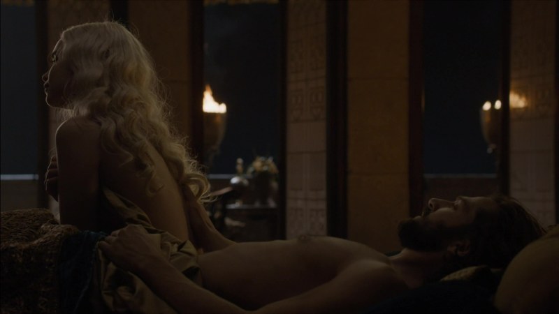 Emilia Clark bed scenes