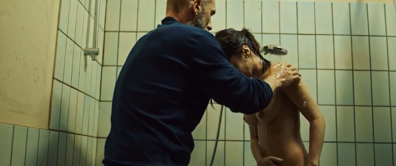 Actress Lola Le Lann Naked