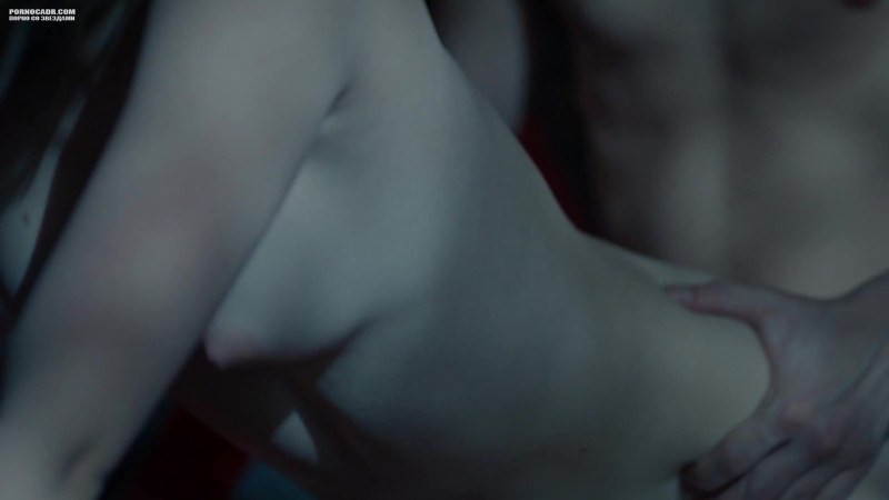 Naked Yana Enzhaev in bed scenes from the series "Shameless"