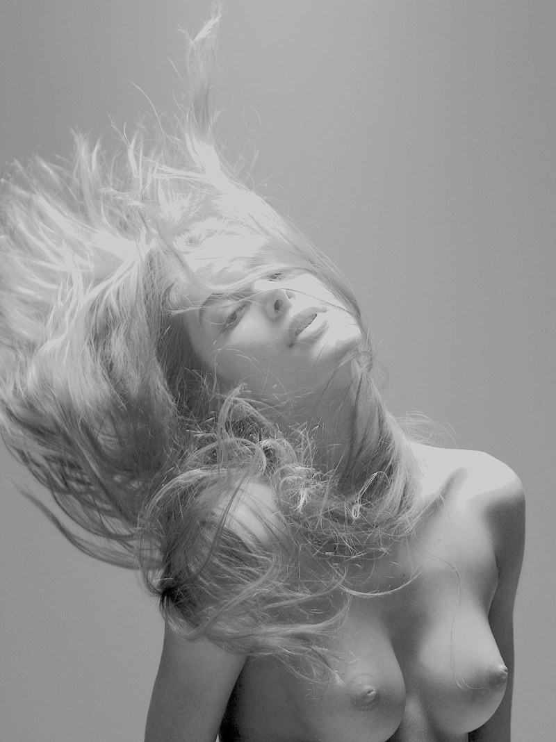 Naked Brooklyn Dexker Pictures