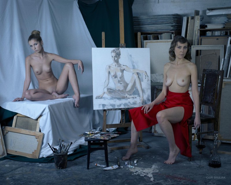 Naked in the artist's workshop
