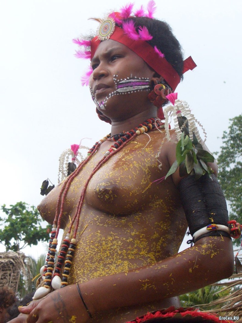 Khimbia woman Pussy
